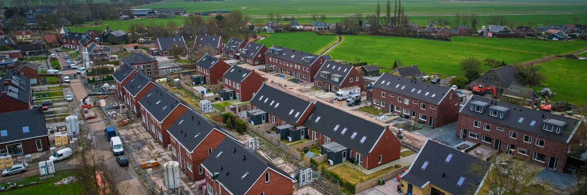 Luchtfoto van de Johan Rengersstraat in Ten Post