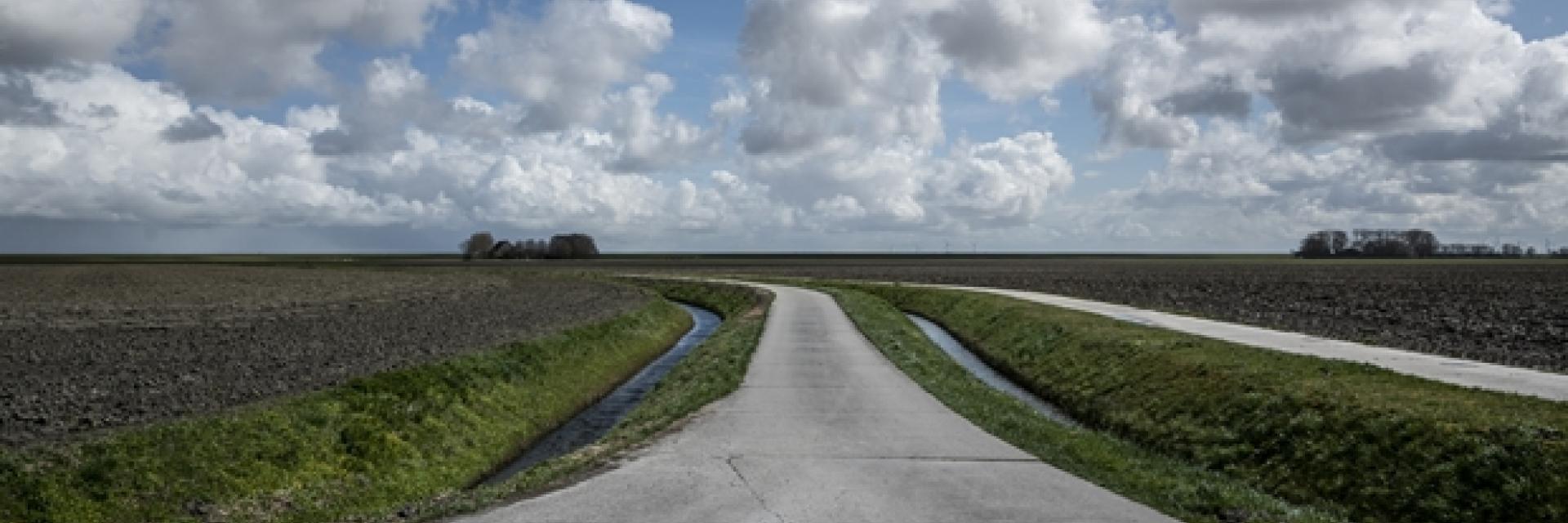 Foto van landschap met weg